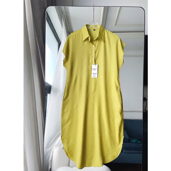 Váy lụa màu màu vàng úa,đầm cổ sơmi không tay mền mại