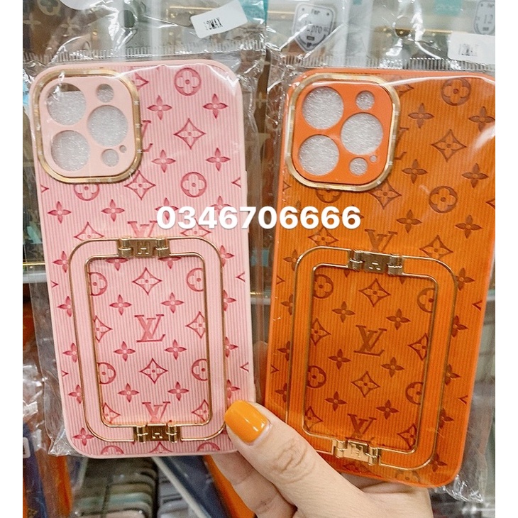 Ốp Lv viền vàng lưng giá đỡ kim loại ip13/ i13pro/ ip13pro max