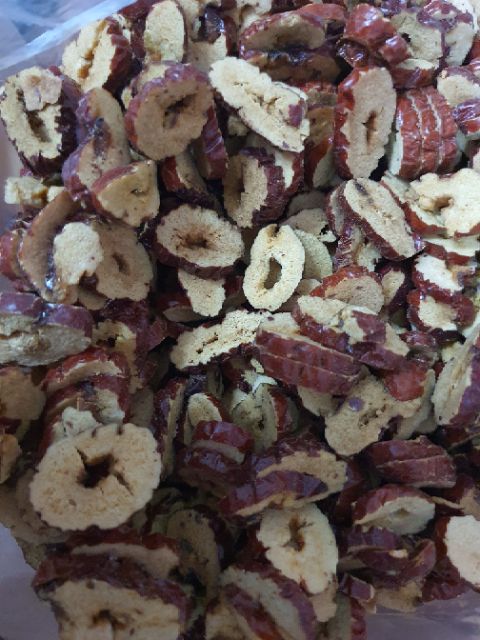 Táo đỏ thái lát sấy khô loại ngon HSD:2024