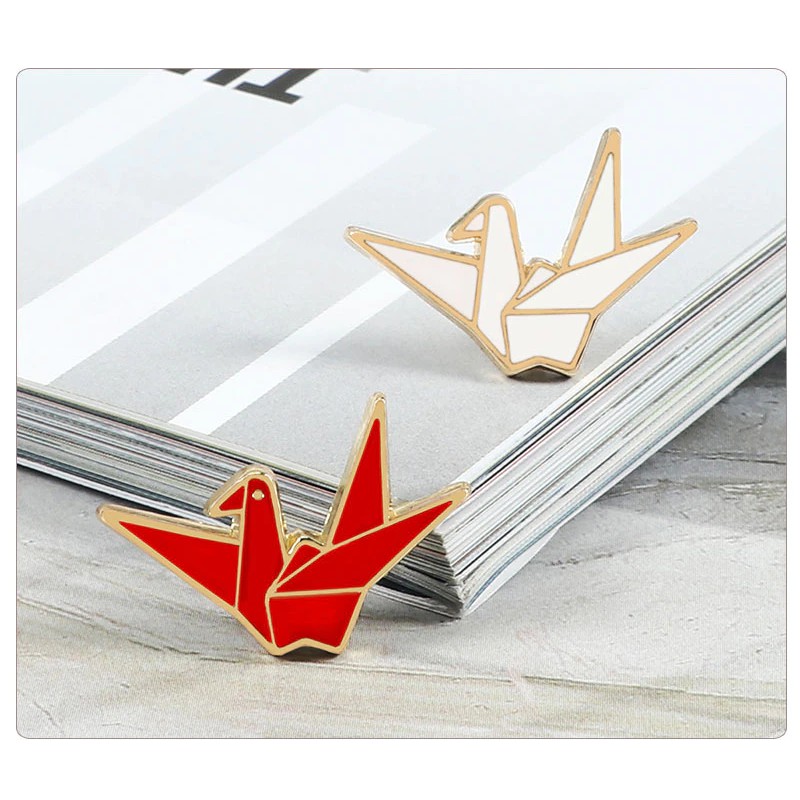 Pin cài áo hạc giấy origami màu trơn - GC281