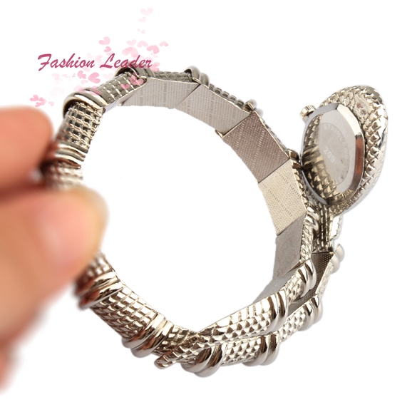 Đồng hồ đeo tay hình con rắn | BigBuy360 - bigbuy360.vn