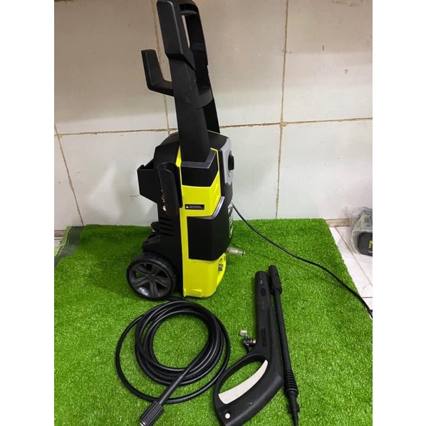 Máy rửa xe ryobi 1800w