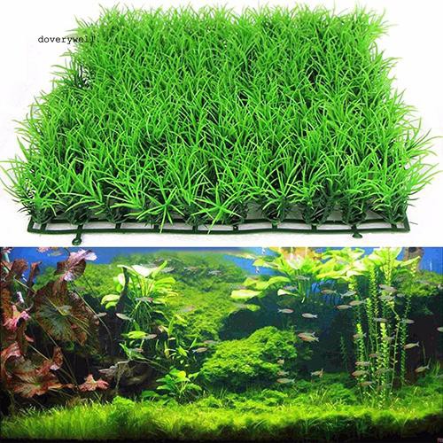 Thảm cỏ nhân tạo bằng nhựa dùng trang trí bể cá