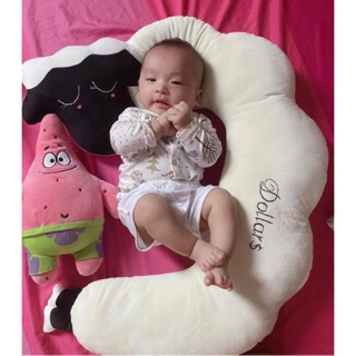Gối ôm cho bé gối chữ C k thêu tên