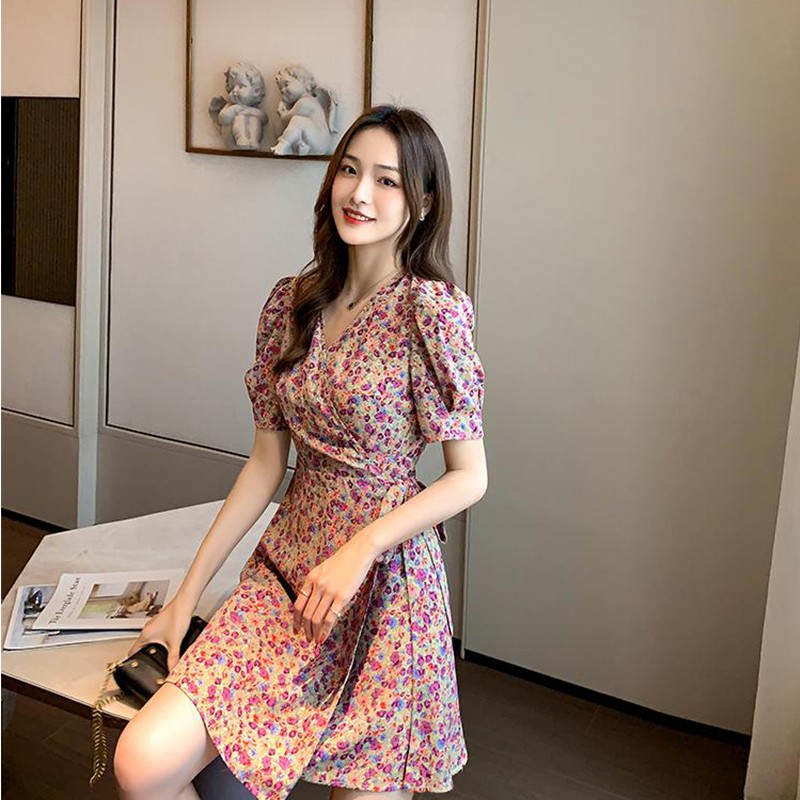 Đầm hoa cổ chữ v thiết kế tay phồng có dây thắt ngang eo tùy chỉnh kiểu dáng tiểu thư | BigBuy360 - bigbuy360.vn