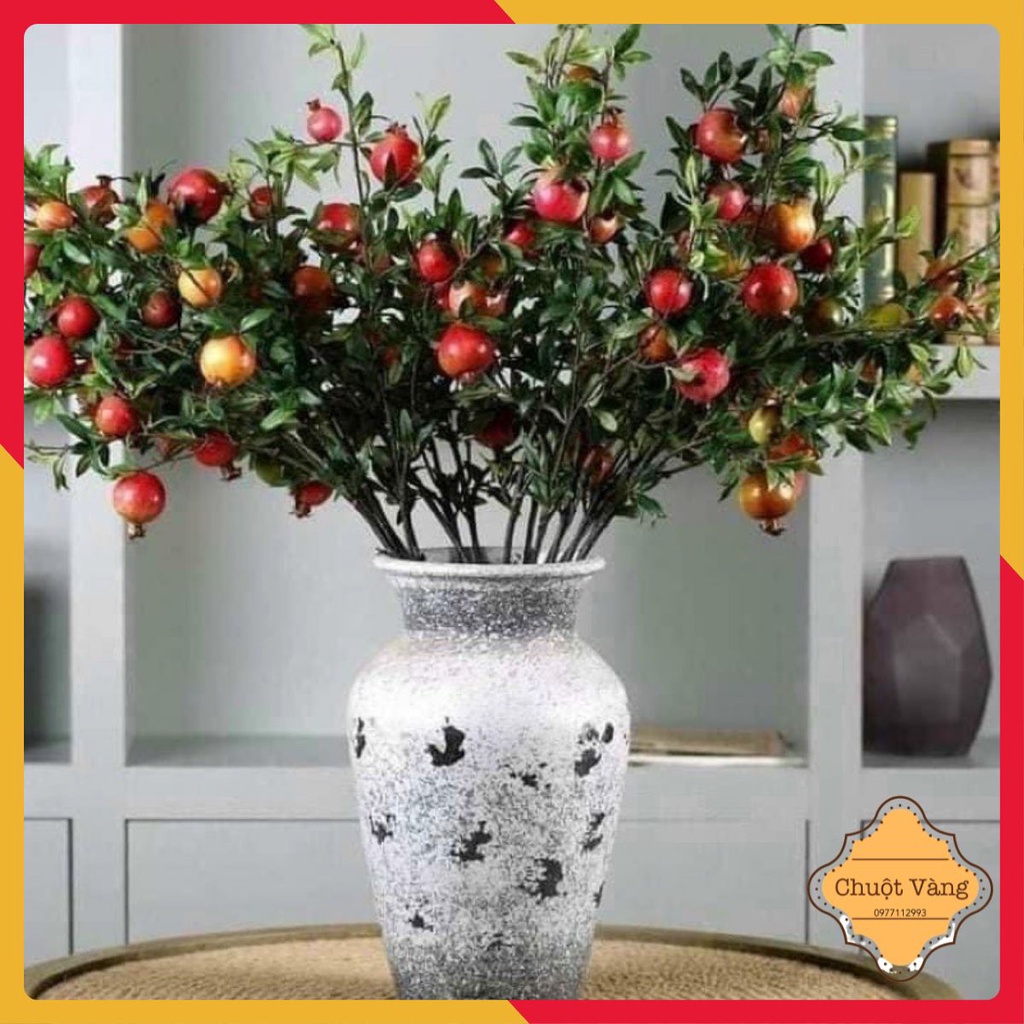 Cành lựu đỏ phong thuỷ