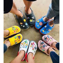 dép Cross cho bé đế bành mì BAY Anhiều màu tặng thêm 6 sticker cross