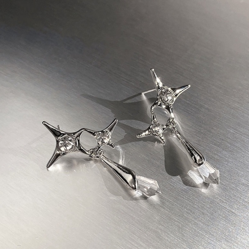 Bông Tai Ngôi Sao Năm Cánh Đính Đá Phong Cách Hiphop Thời Trang Cho Nữ