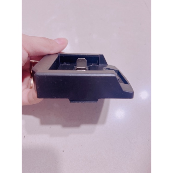 Đế đúc makita 14.4-18v siêu cứng xịn sò