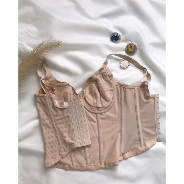 Áo corset màu nude 2hand