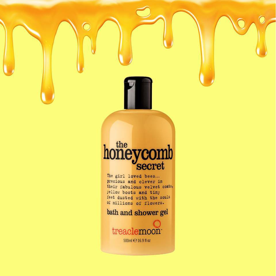 Gel Tắm Dưỡng Sáng Da Treaclemoon 500ml  - Tặng Kèm Vòi Nhấn