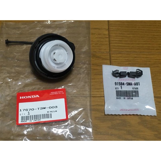Nắp bình xăng Honda Accord 2008-2011 (Nắp bình đổ xăng trong Honda Civic, Nắp đậy xăng vặn xăng Honda Crv 2007-2017)