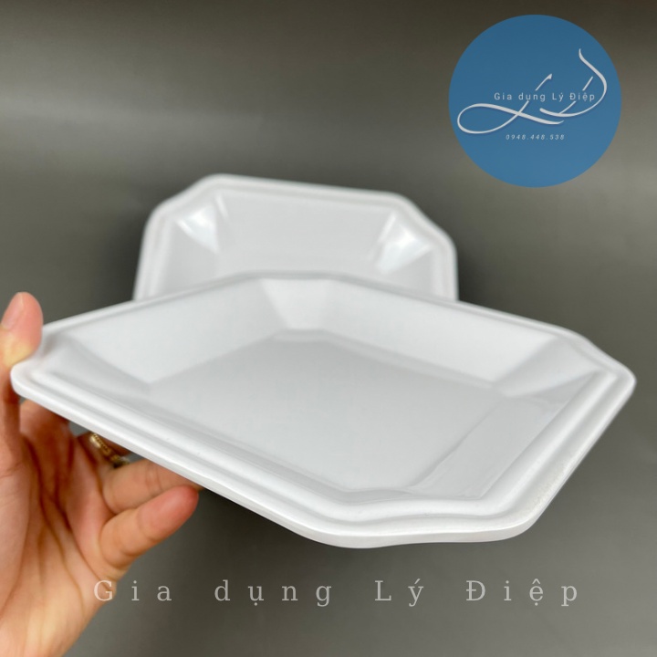 Dĩa nhựa melamine trắng vuông góc 7(dv18)