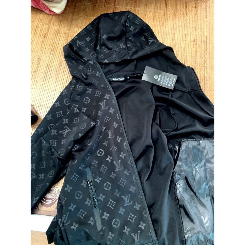 Áo nắng DÂP VÂN cho bạn NAM với công nghệ ép cao tần mang đến vẻ đẹp hoàn hảo | BigBuy360 - bigbuy360.vn