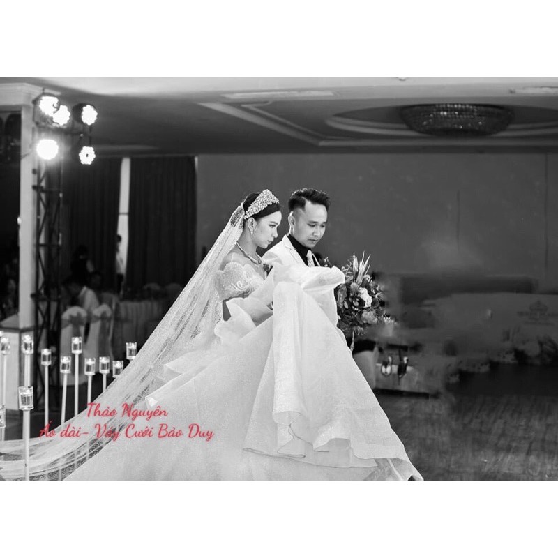 Lúp cô dâu kim tuyến phát sáng