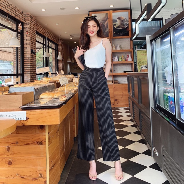 QUẦN KẺ ỐNG SUÔNG KHOÁ SƯỜN CHUN SAU LƯNG