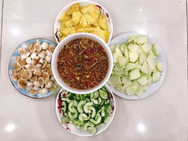 Mắm nêm Dì Cẩn 500g - cá cơm nguyên con