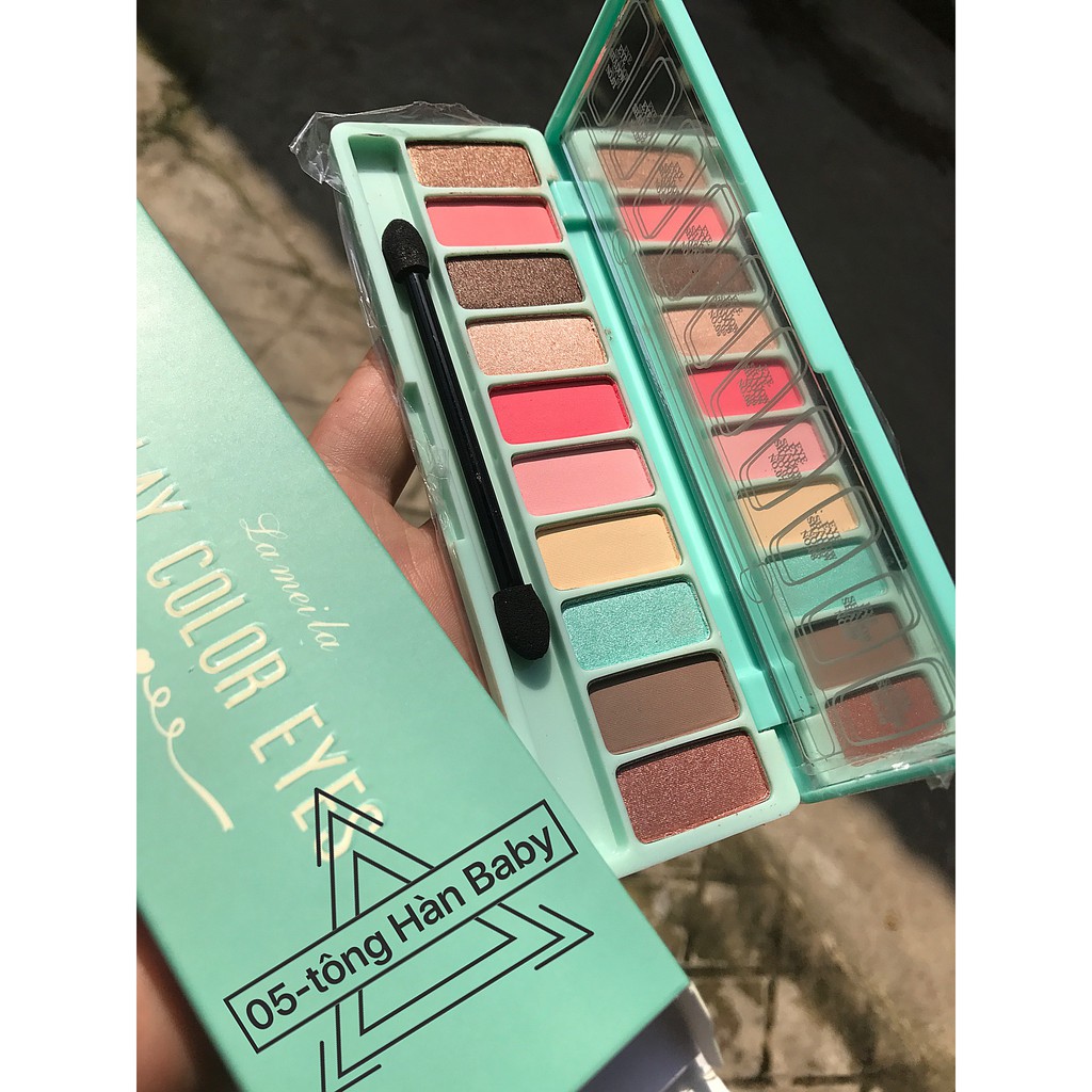 Bảng Màu Nhũ Phấn Mắt 10 ô kèm cọ Play Colors Eyes nội địa | BigBuy360 - bigbuy360.vn