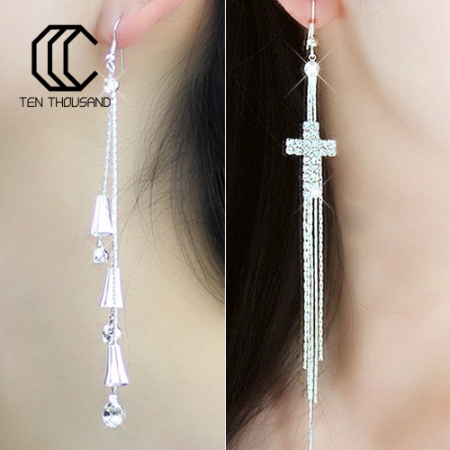 Khuyên tai dài hình thập tự giá đính kim cương giả sang trọng cho nữ