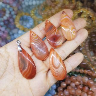 Dây Chuyền Mặt Giọt Nước Màu Đỏ Vân M.Não