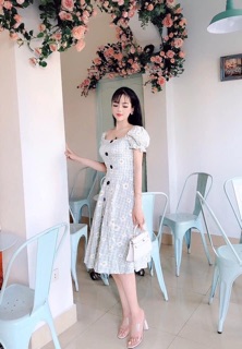 Váy Kẻ Hoa Cúc Hàng Thiết Kế