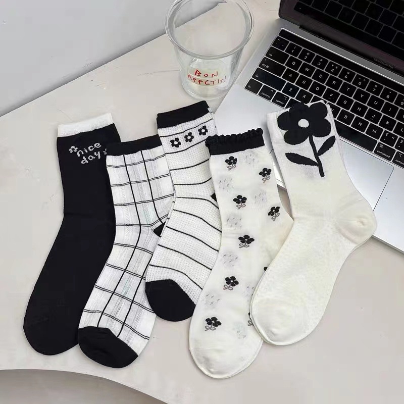 Vớ Cotton Mỏng Cổ Vừa Họa Tiết Hoa Tulip Màu Đen Thời Trang Mùa Hè Cho Nữ