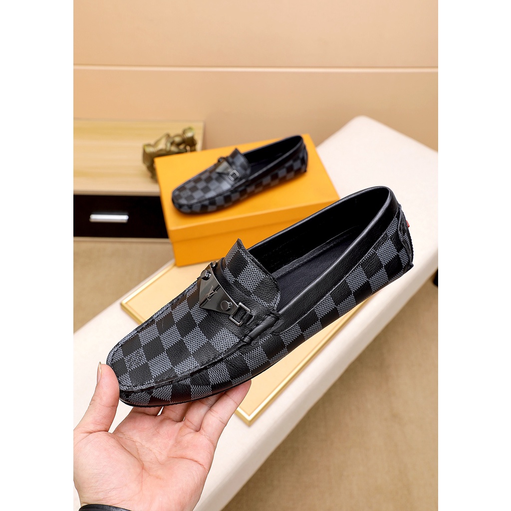 Giày lười nam cao cấp da thật Louis Vuitton LV thiết kế sang trọng với họa tiết caro trẻ trung, bắt mắt