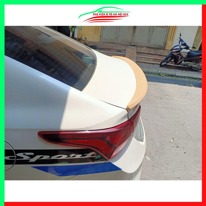 Đuôi gió sau xe liền cốp Accent 2018-2021 hàng mộc chưa sơn