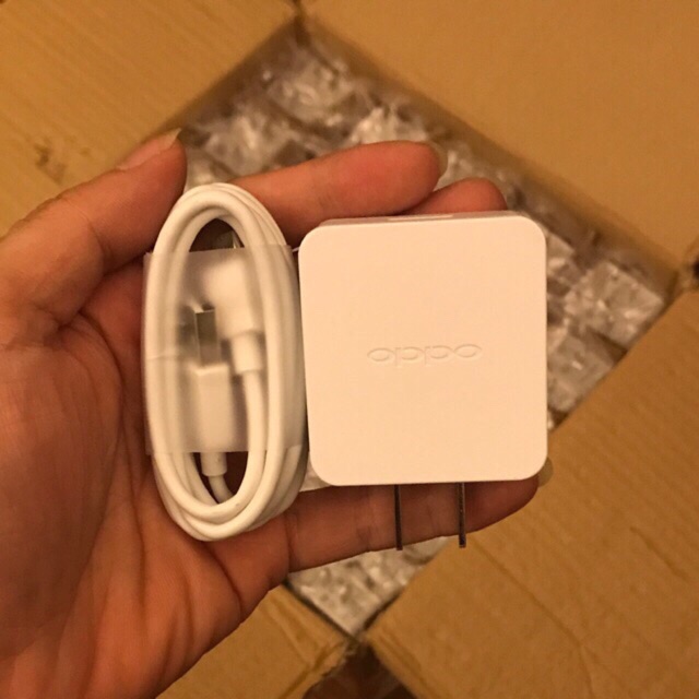 Combo : Củ xạc + Cáp xạc Zin Oppo 2A
