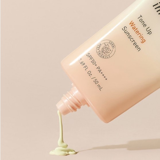 Kem chống nắng Innisfree tone up Watering Sunscreen SPF 50+ PA++++ 50ml