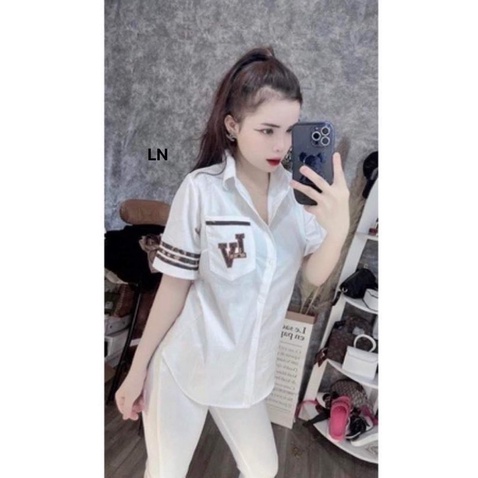 Áo sơ mi cộc tay V L logo túi LN12