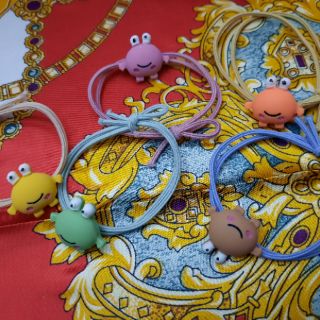 Thun buộc tóc cột tóc chú ếch