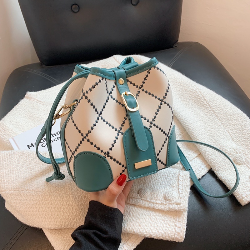 Túi đeo chéo vai IELGY họa tiết hình thoi phong cách phương tây dành cho nữ