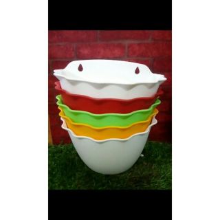 Chậu nhựa ốp tường hình bán nguyệt