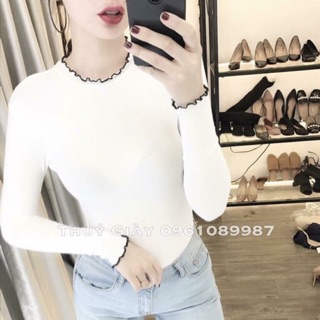 Áo len tăm viền cổ