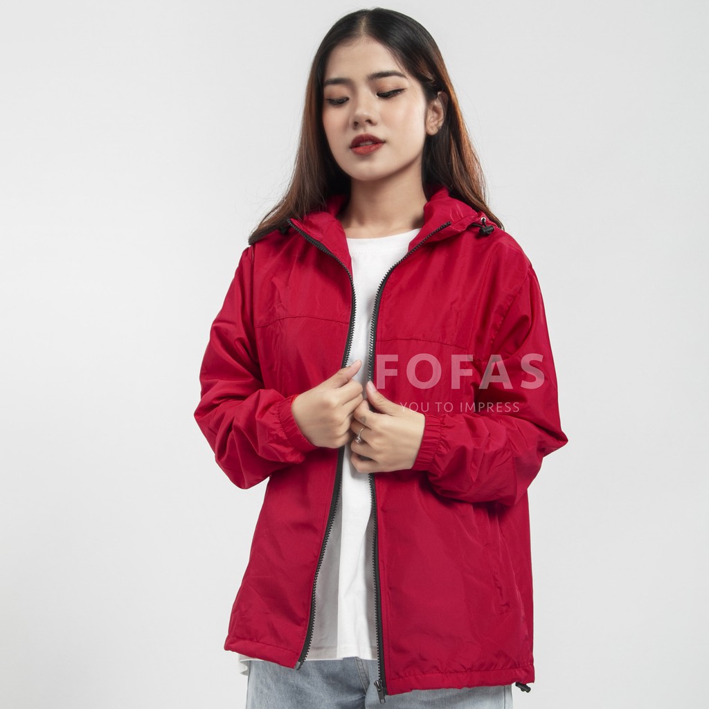 Áo khoác dù nữ màu trơn FOFAS có nón, form áo rộng trendy, kiểu dáng thể thao, chất dù xịn may 2 lớp (5 màu cực đẹp) | BigBuy360 - bigbuy360.vn