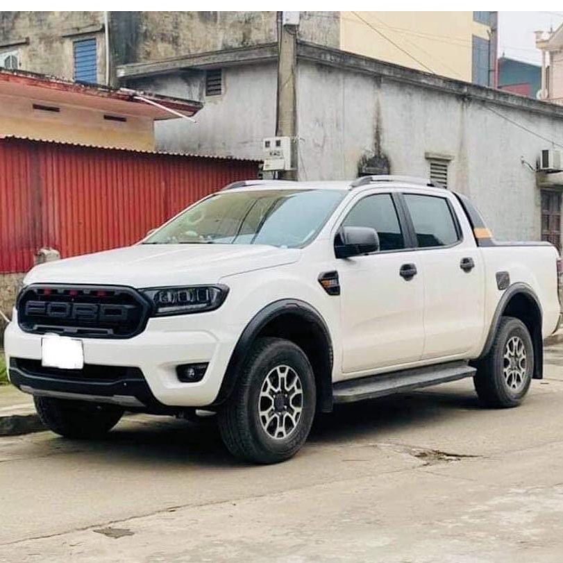 Cua Lốp Ford Ranger 2017-2021 Có Đèn Phản Quang Bản Nhỏ Cho Xe Chưa Độ Lazang