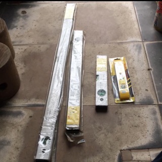 Thước ni vô ( thước cân bằng - thước thuỷ)