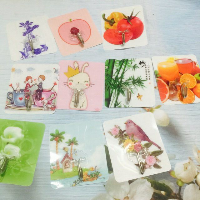 Móc dán tường 3d bản to