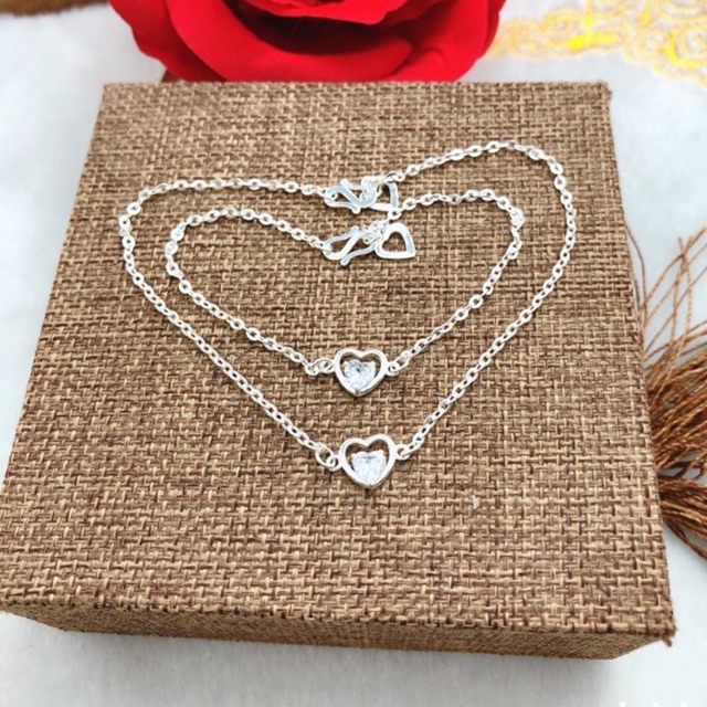 LẮC CHÂN VÀ TAY TIM ĐÁ CHUẨN BẠC TA