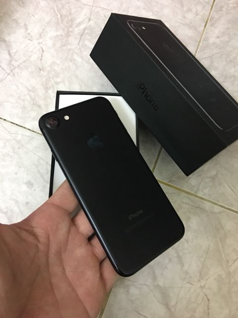 Điện thoại iphone 7 màu Đen/Quốc tế/128GB/32GB Zin Đẹp FullBox/Giao hàng toàn Quốc/Bảo hành Lâu