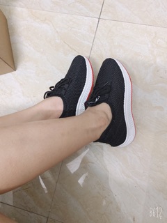 Giày lưới cao cấp màu đen