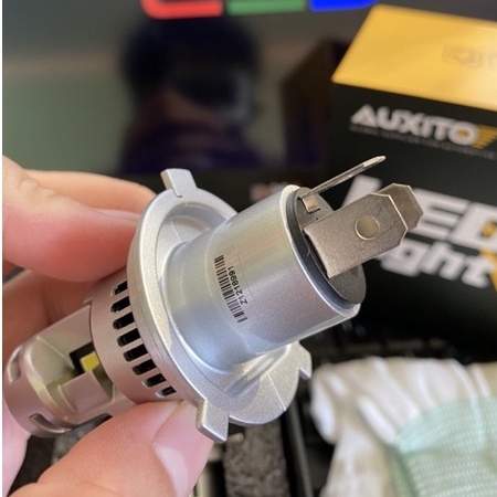 Bóng Led Auxito Q16 chân H4 tăng sáng 200%/100W thế hệ mới nhất 2022 - chính hãng