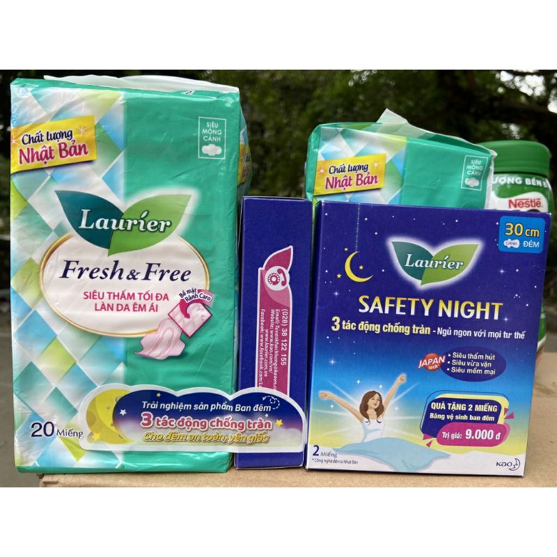 ( Mua 3 tặng 1)Combo 3 túi BVS FRESH&amp; free laurier 20 miếng giá bìa 39k/35k băng vệ sinh