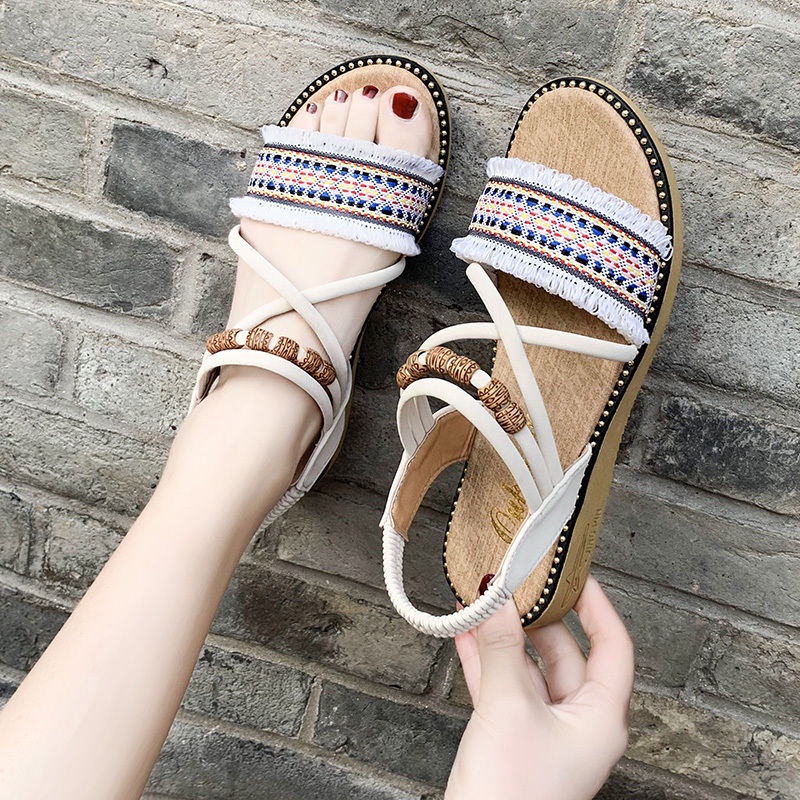 Giày Sandal Phong Cách Bohemian Mẫu 2020 One Size Nhỏ Thời Trang Đi Biển Dành Cho Nữ