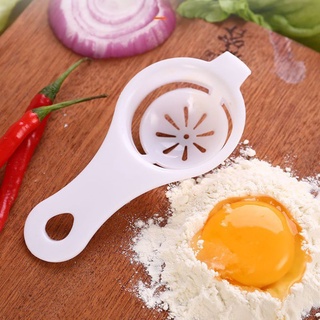 Dụng cụ tách lòng đỏ trứng gà, trứng vịt bằng lúa mạch.