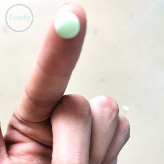 Sticker Chấm Tròn Dạ Quang Dán Tường Trang Trí