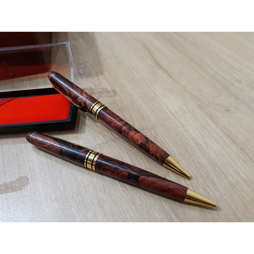 Bút bi gỗ sưa cao cấp và sang trọng
