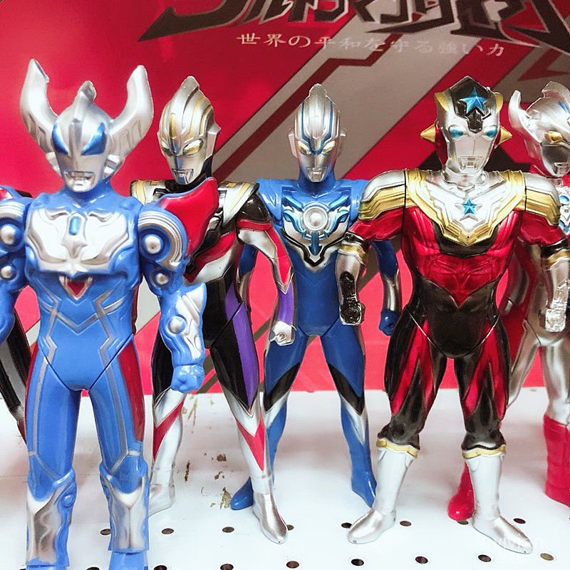 Bộ Đồ Chơi Siêu Nhân Ultraman Phiên Bản 0615