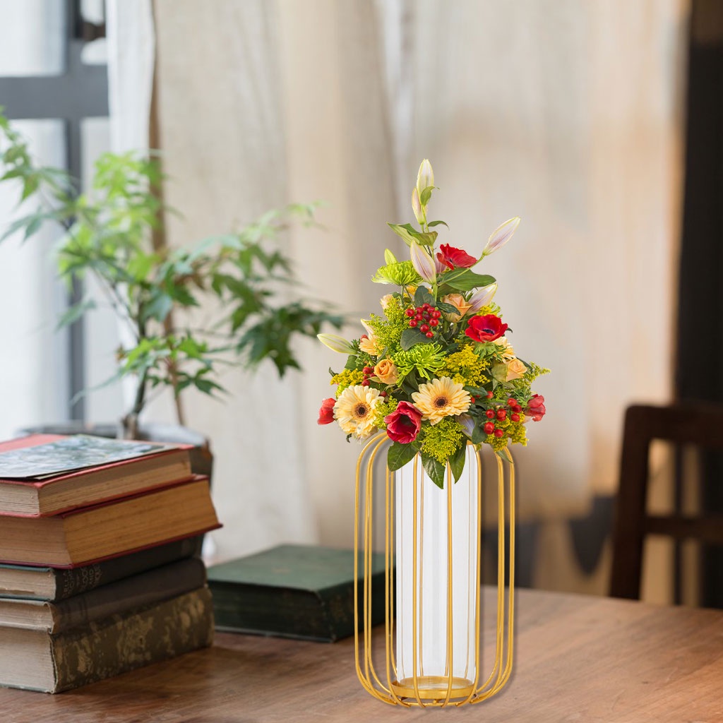 Bình hoa thủy tinh khung sắt màu vàng phong cách Bắc Âu dùng trang trí nhà cửa/văn phòng